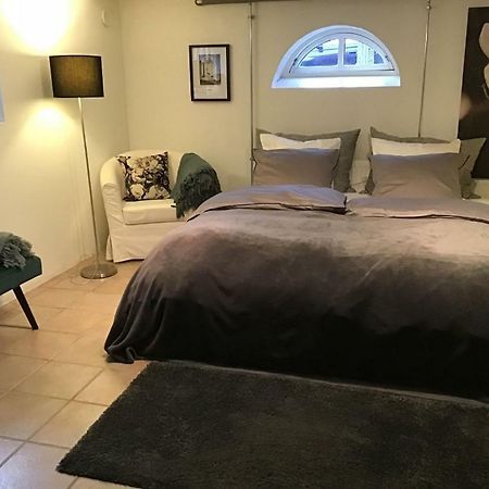 Special Offer,One Of Its Kind, Extremely Central In Herning, Danish Hosts, Extremely Clean, Very Quiet Street But A Stonethrough From Bars & Restaurants Exterior photo